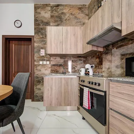 Openplan Penthouse With Private Terrace, Wifi & Ac By 360 Estates * Żabbar