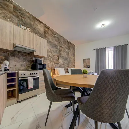 Openplan Penthouse With Private Terrace, Wifi & Ac By 360 Estates *