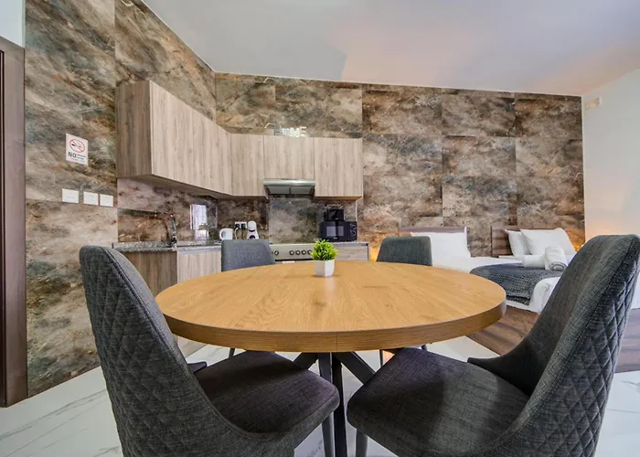 Apartmán Openplan Penthouse With Private Terrace, Wifi & Ac By 360 Estates