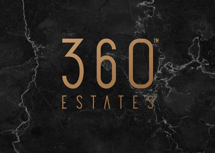 Openplan Penthouse With Private Terrace, Wifi & Ac By 360 Estates Apartmán *